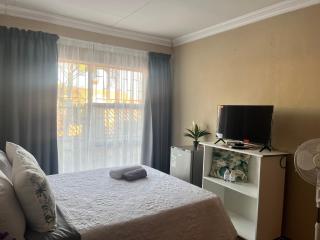 Guesthouse at 543 - 5