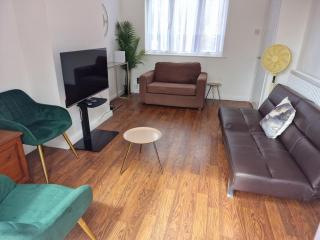 NightRest Homes Derby Free Parking 2 Bathroom - Derby - 6