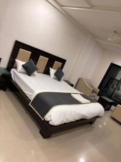 Hotel Jamnagar Residency - 2