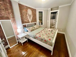 Luxury 1BD Unit in Midtown West - New York - 2