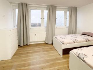 Apartment with Balcony in Krefeld - Krefeld - 0
