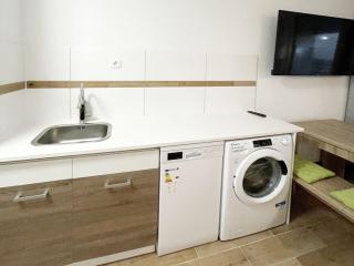 Apartment with Balcony in Krefeld - Krefeld - 2