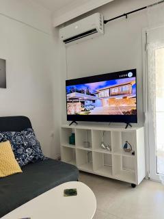 The Beach House - Paralia Dionisiou - 9