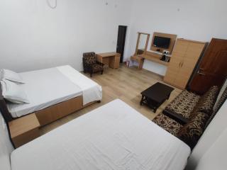 Hotel Tourist - Naimishāranya - 1