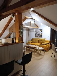 Attic in the city center - Mytilène - 0