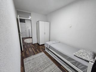 Entire Apartment 2 - near the Center - 4