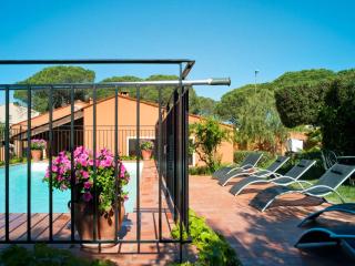 Holiday Home in Fréjus near Sea and Lake - 5