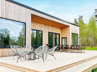 Modern Lakeside Retreat-By Traum - Håcksvik - 8