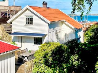 8 person holiday home in ELLÖS - Ellös - 0