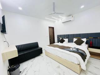 Scorpio Inn Couple Friendly Stay In Dashrathpuri - New Delhi - 4
