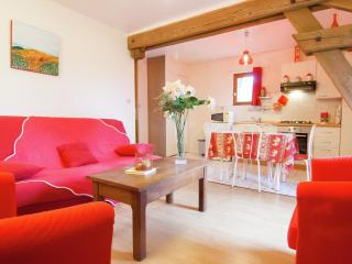 Cottage in Bourgnac with Whirlpool - 9