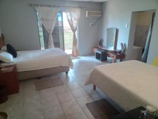 Bambi Lodge - Grootfontein - 1