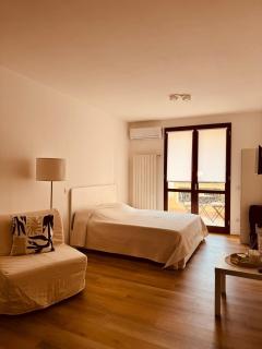 Aria Di Lago - 9