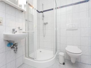 Holiday Stay with Terrace - 6