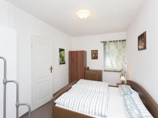 Holiday Stay with Terrace - Altenfeld - 7
