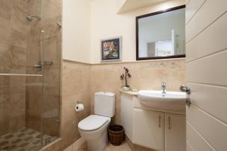 Oyster Quays 603 - 5