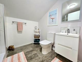 One Bed Holiday Home in the Heart of Inverness - Inverness - 3