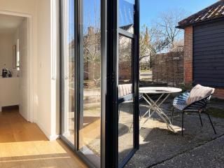 Polly's Yard - Dennington - 6