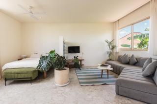 1BR Gem Fully Furnished Great Location - 4