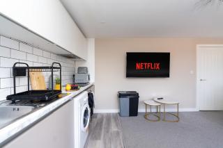 Open Mind Property - Cosy Flat with 2 Bed Rooms - 3