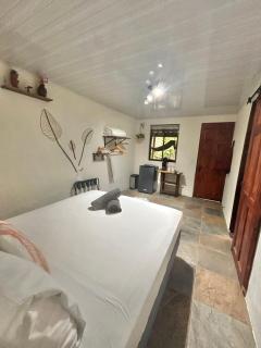 Boutique Rooms River Front at La Junta - Dominical - 1