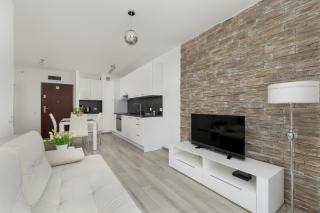 Funkcjonalne i Komfortowe Apartamenty Sun Seasons 24 w Kołobrzegu by Noclegi Renters - 1