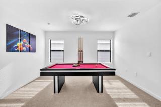 Royal Palm Gateway - Spacious Family Retreat in Sunny Homestead - 9