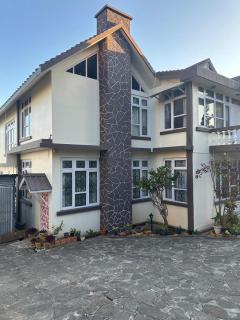 Beaumont Homestay 377 - 2