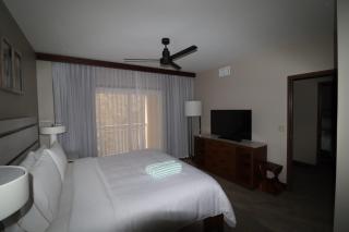 Dawn Beach Club Luxury Apartment - 4