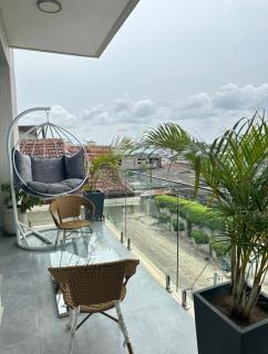 BADO Immobilier - villa élégante avec piscine - Cotonou - 2