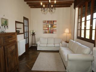 Elegant Mansion Stay in Belvès - Belvès - 9
