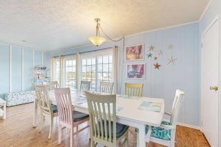 Serene 2-level home with WiFi & deck - walk to beach, 1 dog welcome - 5