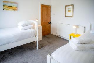 Fern Bank - 5 Bedroom House - Horton - 1