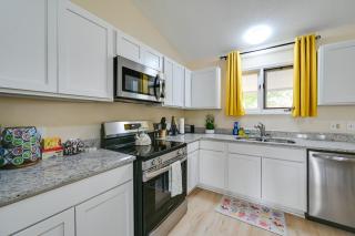 Greenville Getaway Close to Campus and Stadium! - Greenville - 3