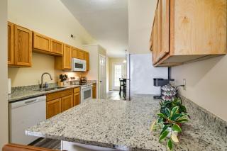 Pirate Game Day Base Greenville Home Near Campus! - Greenville - 3