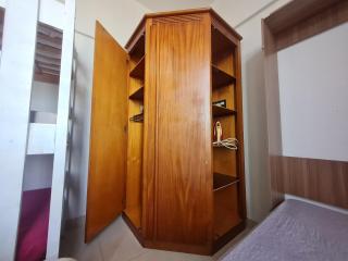 Guarapari com elevador, reformado, Wi-Fi, TV com Smart, vista e estacionamento - 4