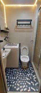 Fully Furnished 1 Bedroom Condo - Fame Residences, Tower 2 - Manila - 5