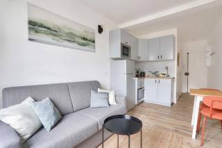 Bright apartment for 2 people just ouside Paris - 5