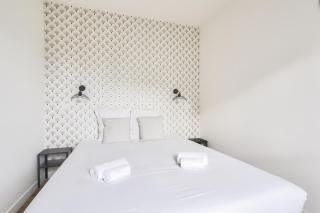 Bright apartment for 2 people just ouside Paris - 3