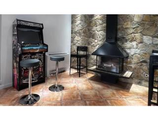 Villa Oasis entre Viñedos cerca de Barcelona con A A y piscina climatizada - Caserío de Caʼn Rosell - 8