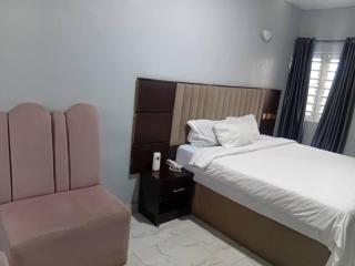 Onicron Guest Inn - Moniya - 2