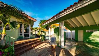 Jan Thiel Villa · Pool · Guesthouse · Ping Pong - 7