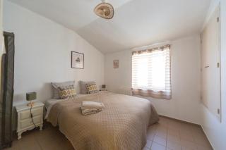 Charme et Tranquillité - Duplex Vintage avec Confort Moderne - 1