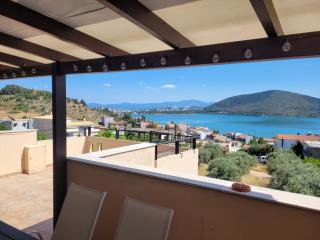 Lovely house with amazing views - Kánithos - 0