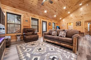 Cozy Owl by American Patriot Getaways - 1