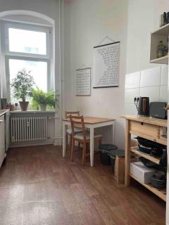 Altbau Prenzlauer Berg - 3 Zimmer - 2 Schlafzimmer - 1