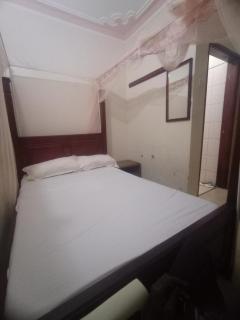 Little Five Guest House - - 6