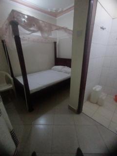 Little Five Guest House - - 1