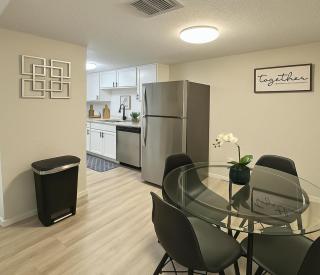 DT Dallas l Modern 1BD Abode l 5 Min from BAYLOR MED - 5
