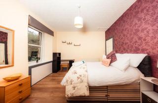 City Centre Apartment by the Meadows 4 - 3